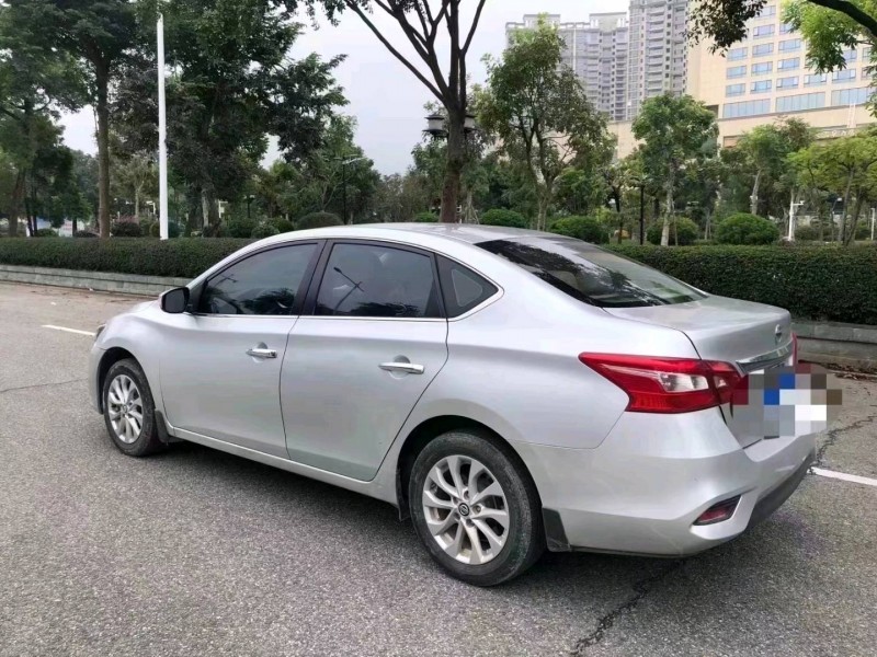 济南18年日产轩逸1