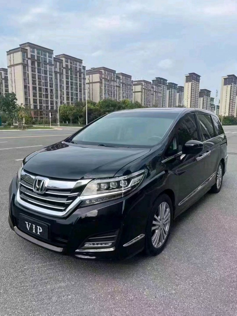 淮南18年本田艾力绅8