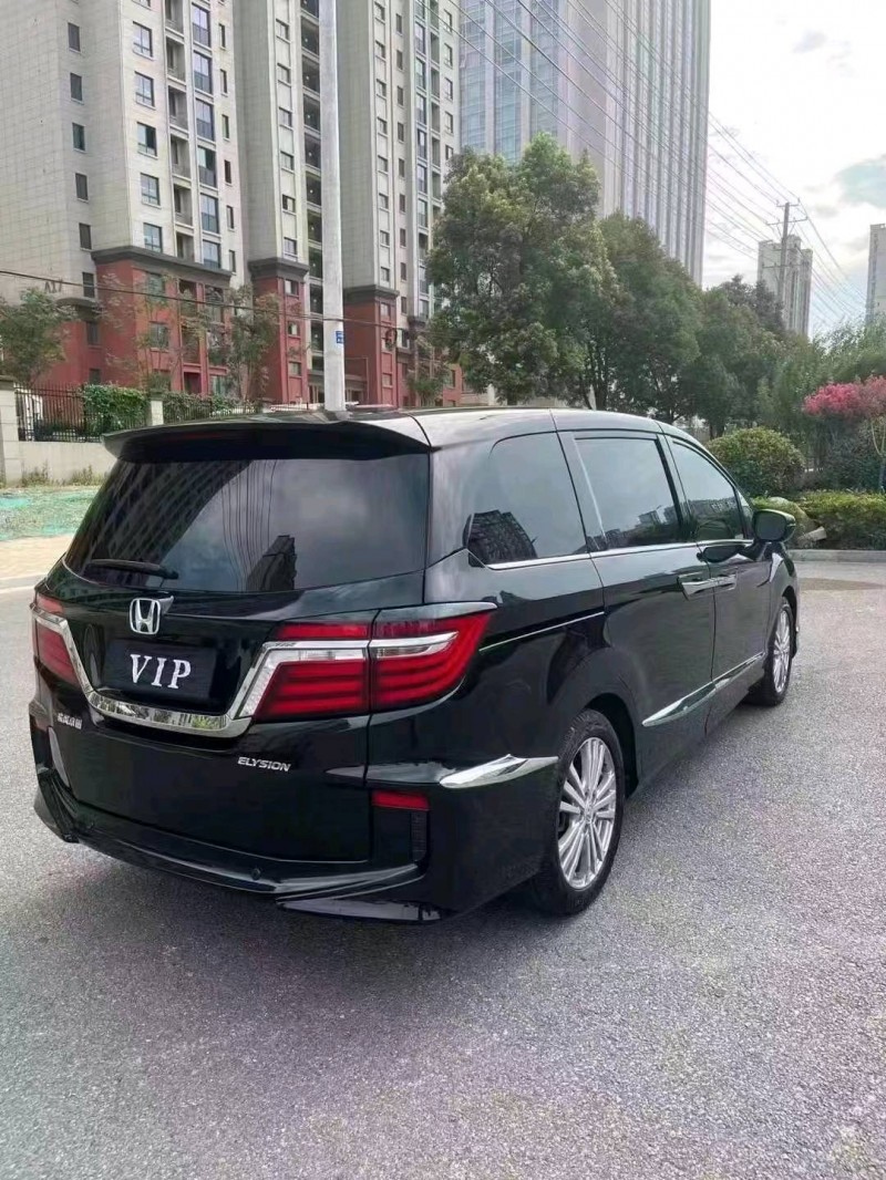 淮南18年本田艾力绅2