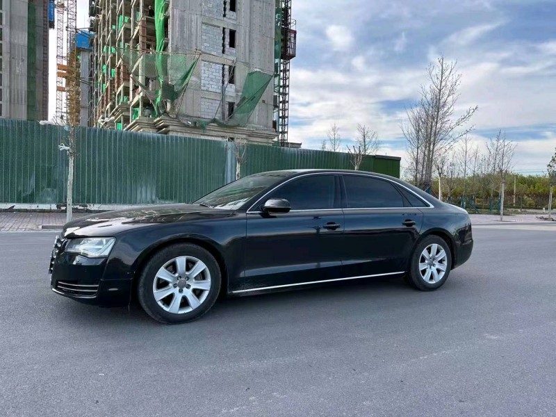 邯郸11年奥迪A8L1