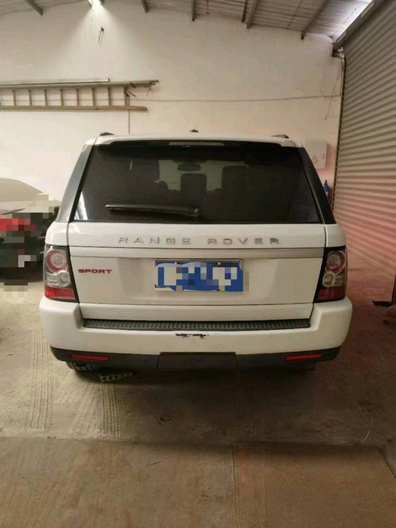 常州13年路虎揽胜运动2