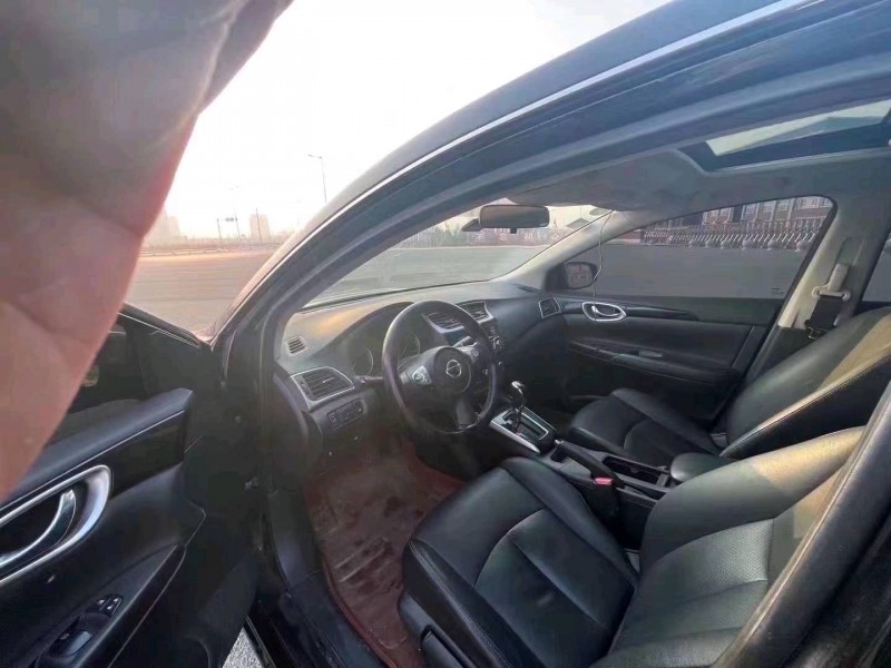 邯郸16年日产轩逸3