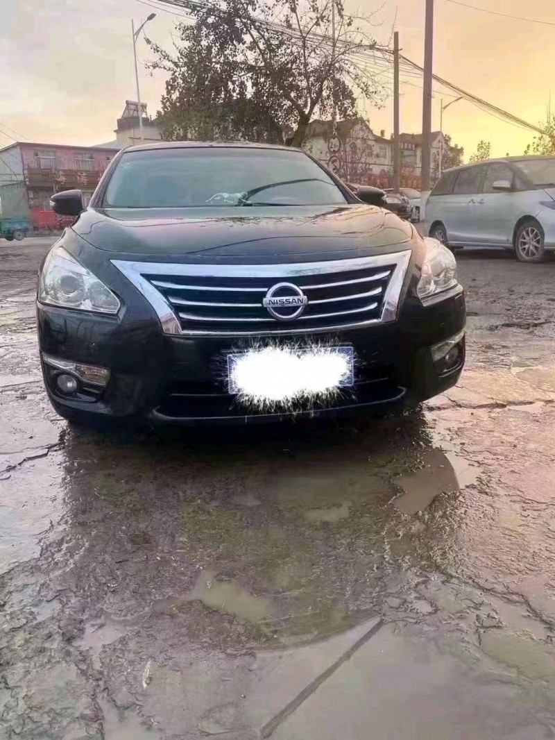 邯郸16年日产天籁1