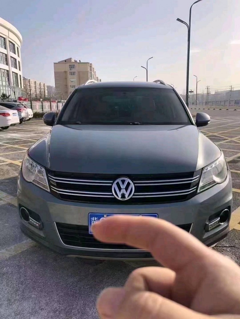 邯郸12年大众途观1