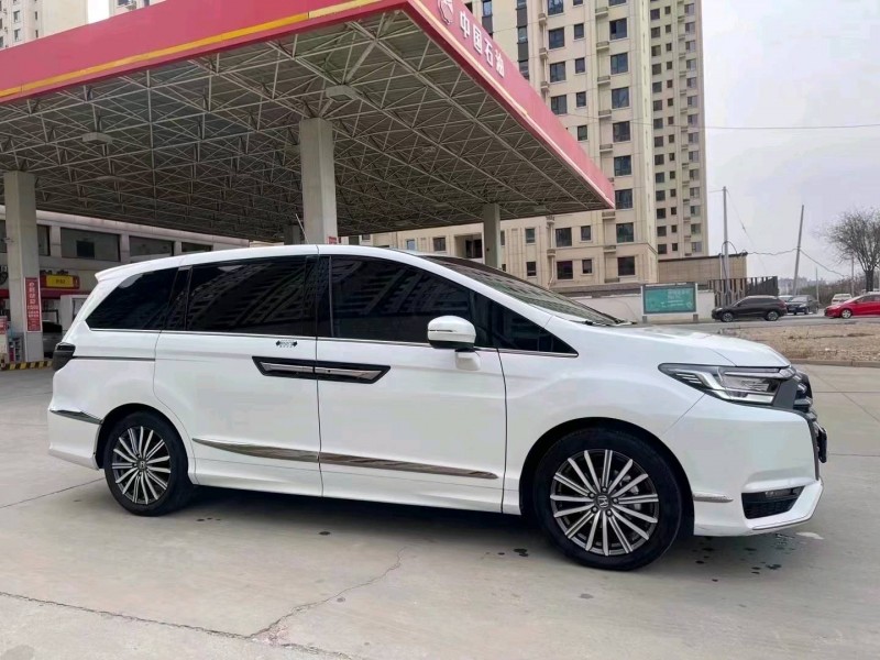 淮南22年本田艾力绅2