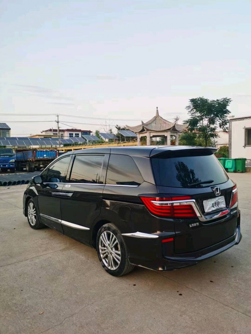 邯郸16年本田艾力绅5