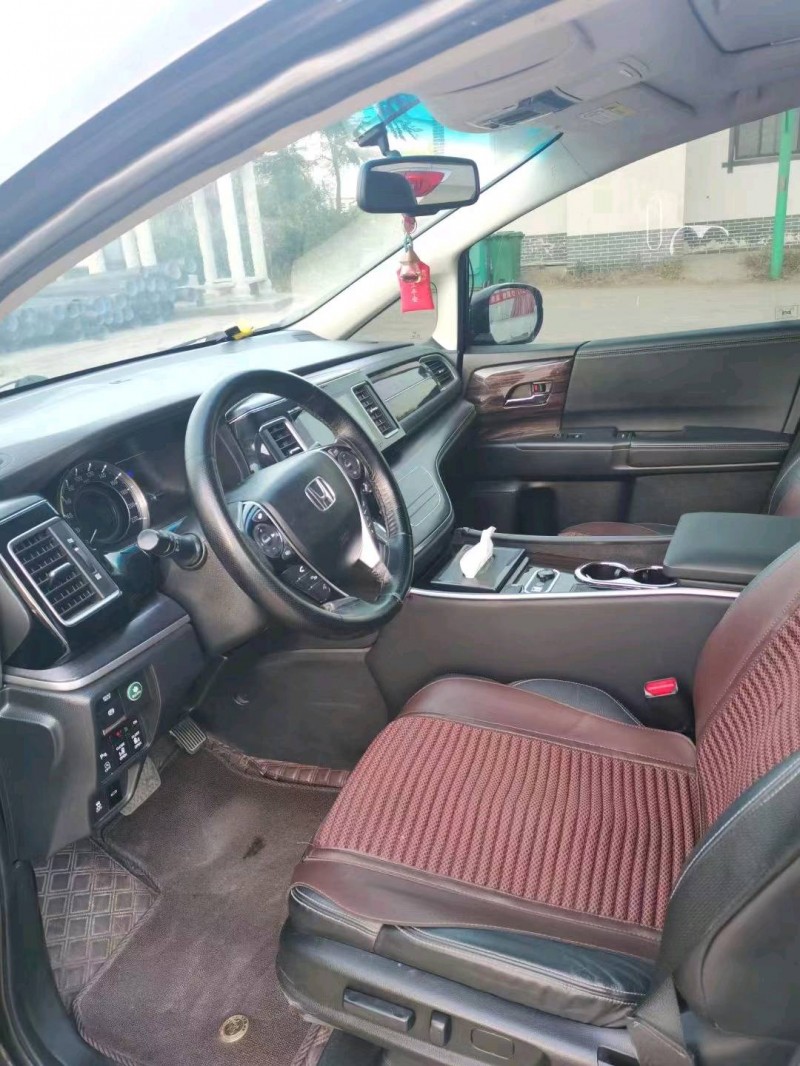 邯郸16年本田艾力绅1