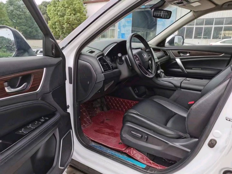 北京18年本田冠道5