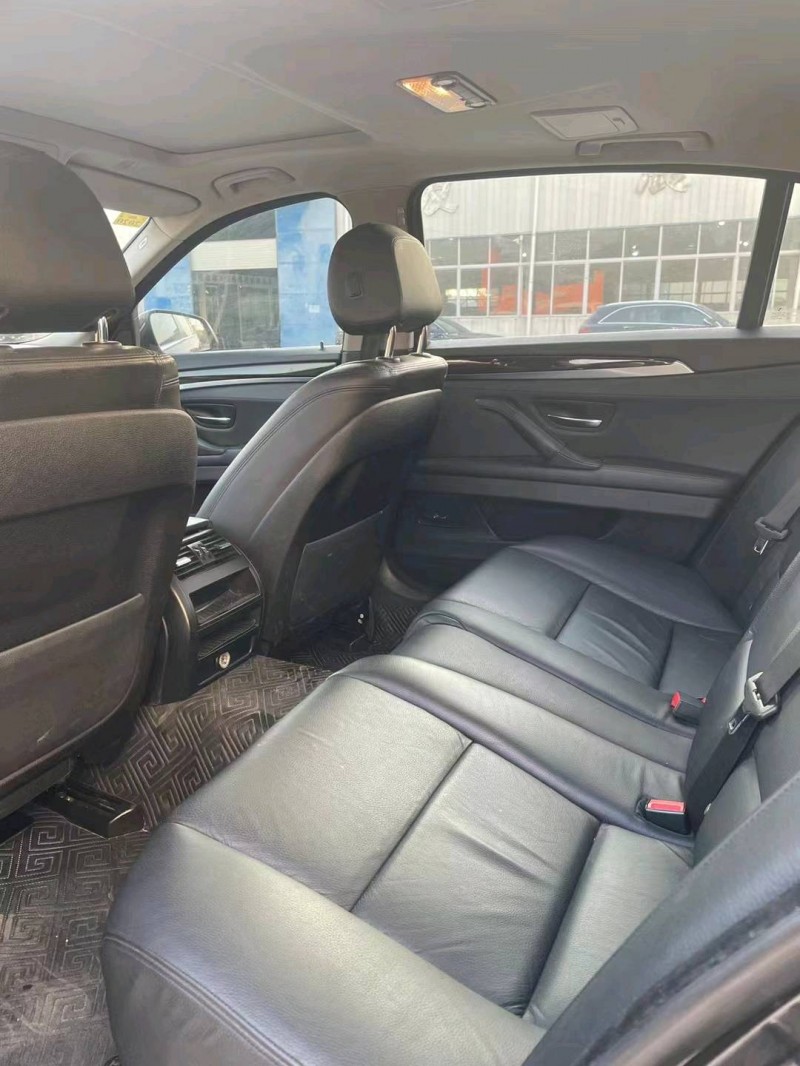 北京14年宝马5系8