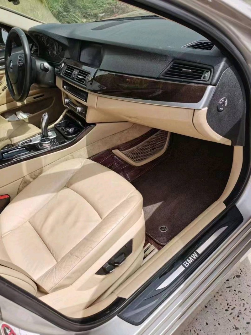 北京12年宝马5系8