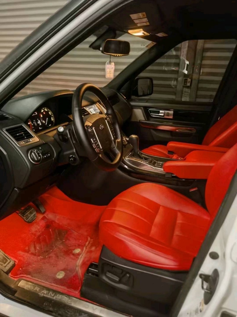 常州13年路虎揽胜运动9