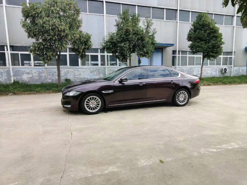 济宁18年捷豹XF2
