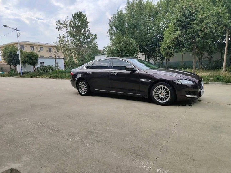 济宁18年捷豹XF3