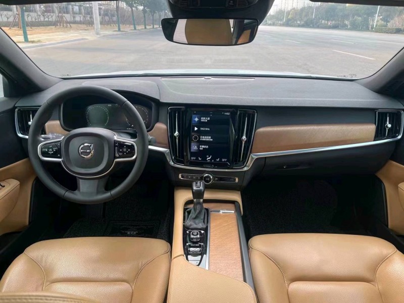 淮南17年沃尔沃S902