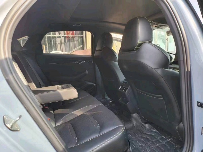 济南22年吉利星瑞4