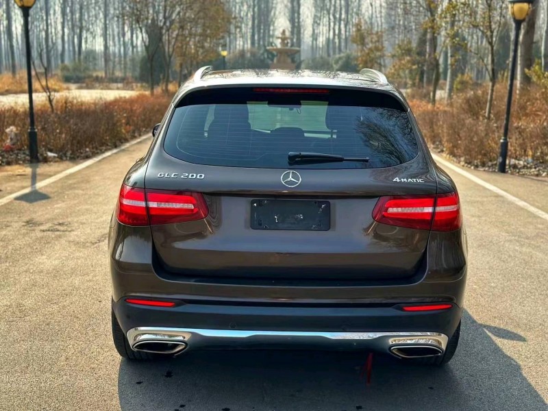 东营16年奔驰GLC1