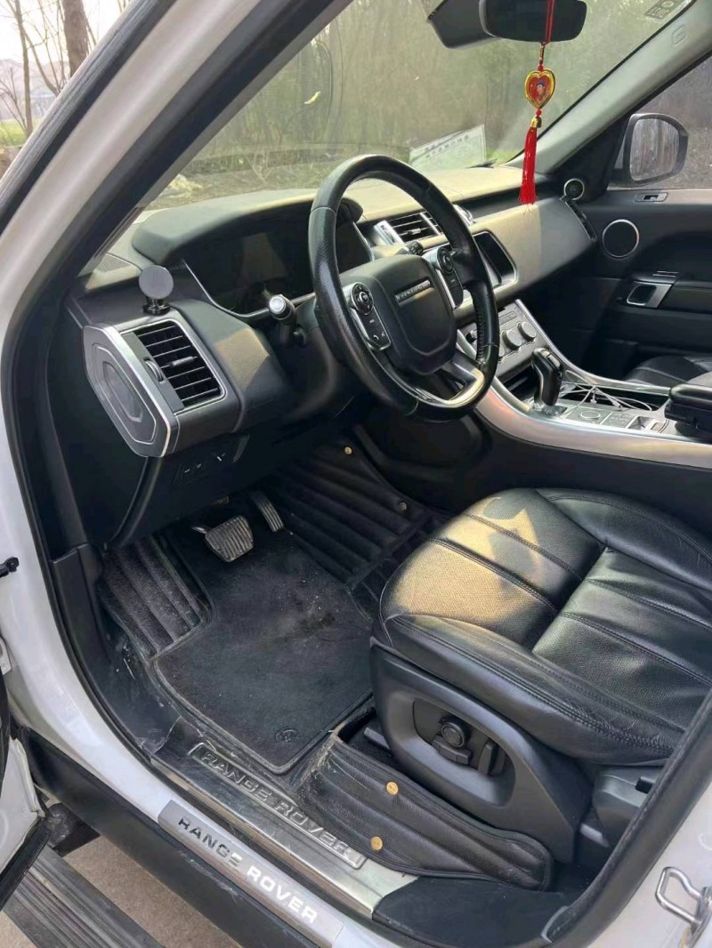 枣庄17年路虎揽胜运动4