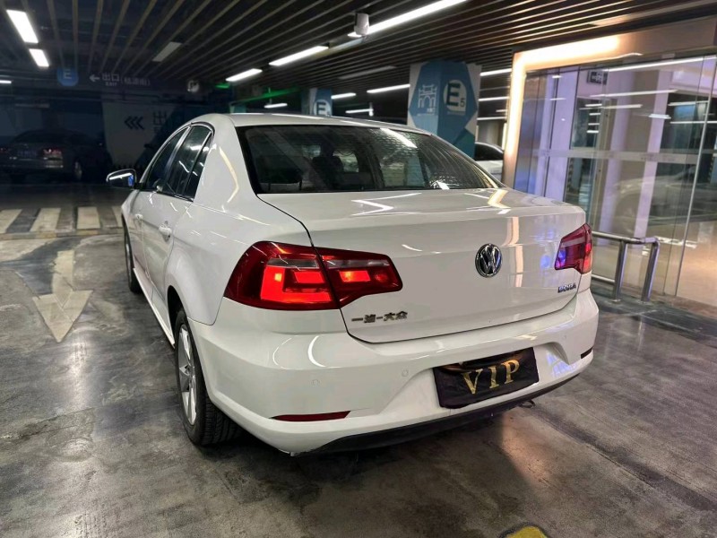 嘉兴15年大众宝来7