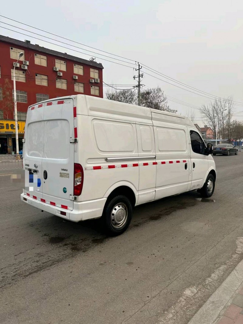 北京22年大通V806