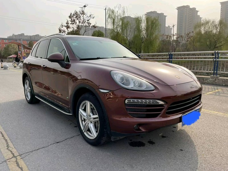 淮南13年保时捷卡宴4