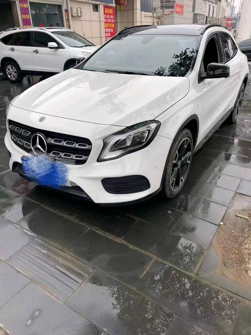 宜昌19年奔驰GLA2