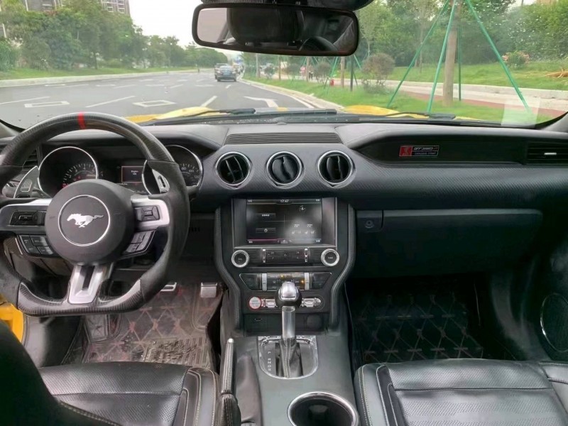 广州15年福特野马4