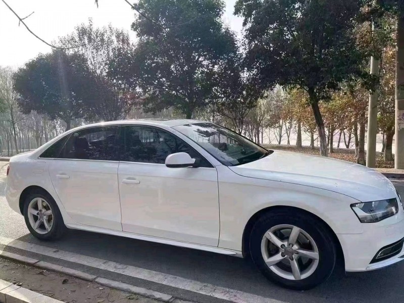 北京15年奥迪A4L3