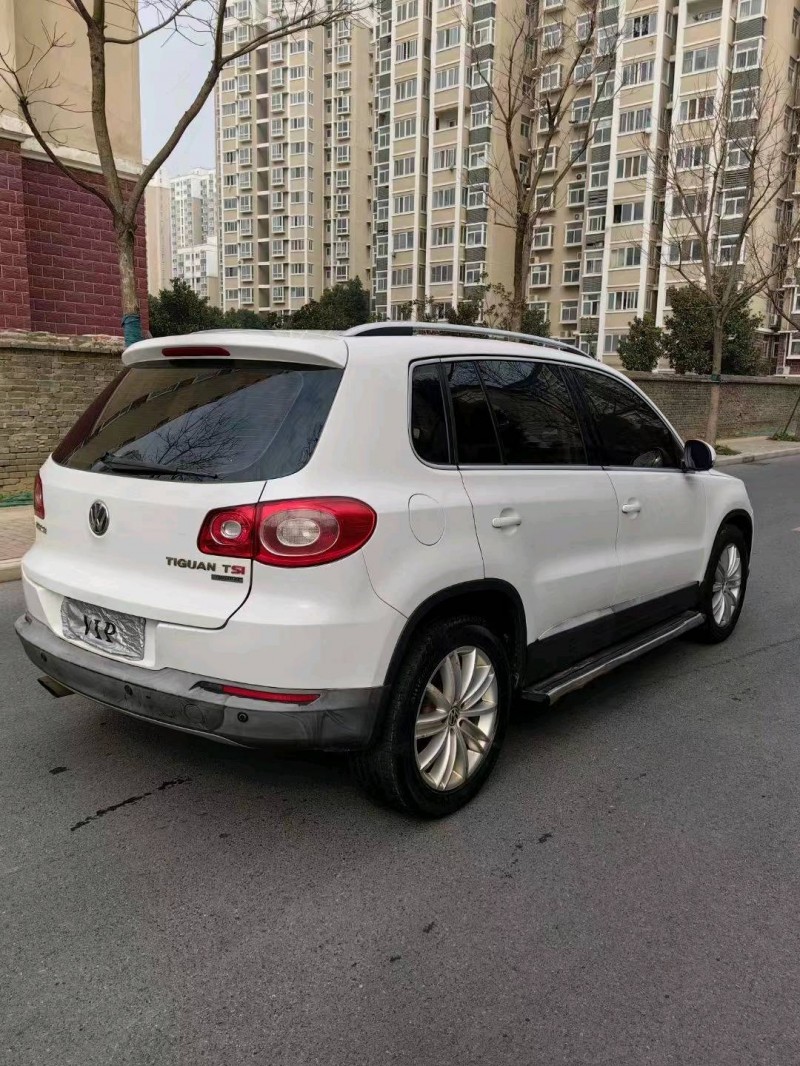 淮南12年大众途观7