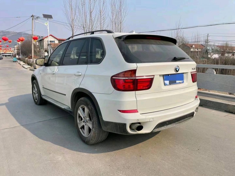 东营13年宝马X57