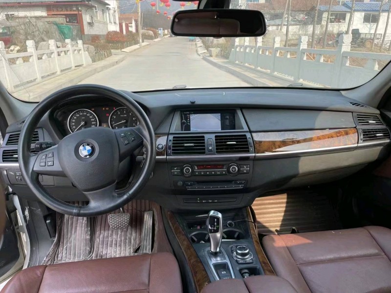 东营13年宝马X53