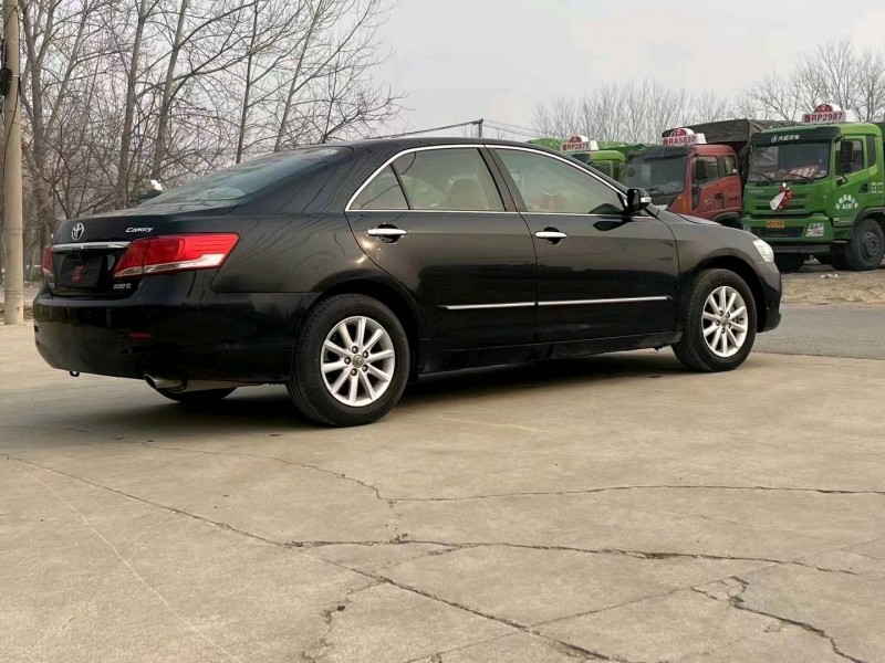 北京11年丰田凯美瑞3