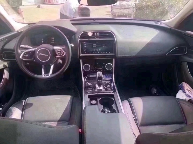 北京21年捷豹XE3