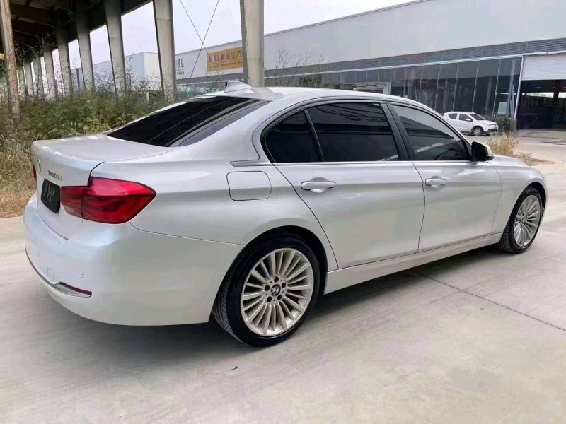 济宁18年宝马3系5