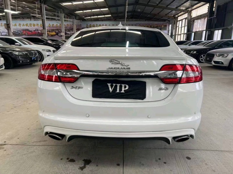 济宁15年捷豹XF8