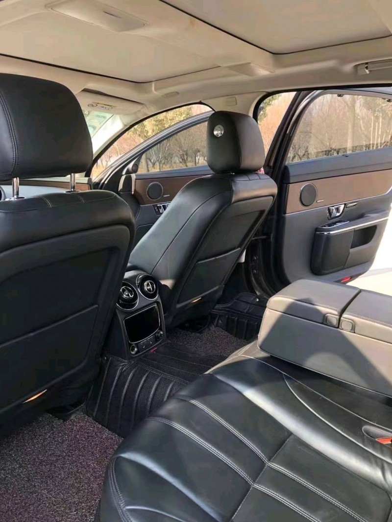 北京16年捷豹XJL8