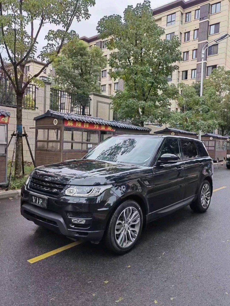 淮南14年路虎揽胜运动2