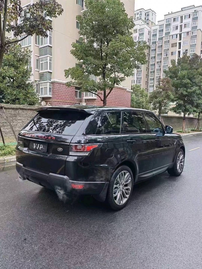 淮南14年路虎揽胜运动7