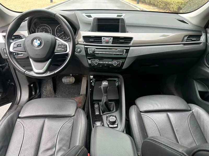 北京18年宝马X14