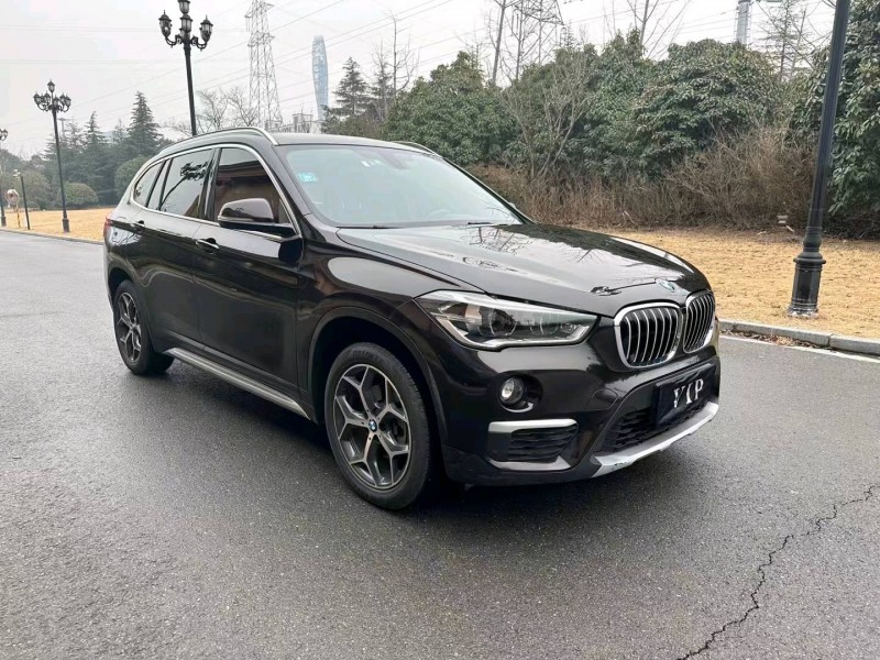 北京18年宝马X16