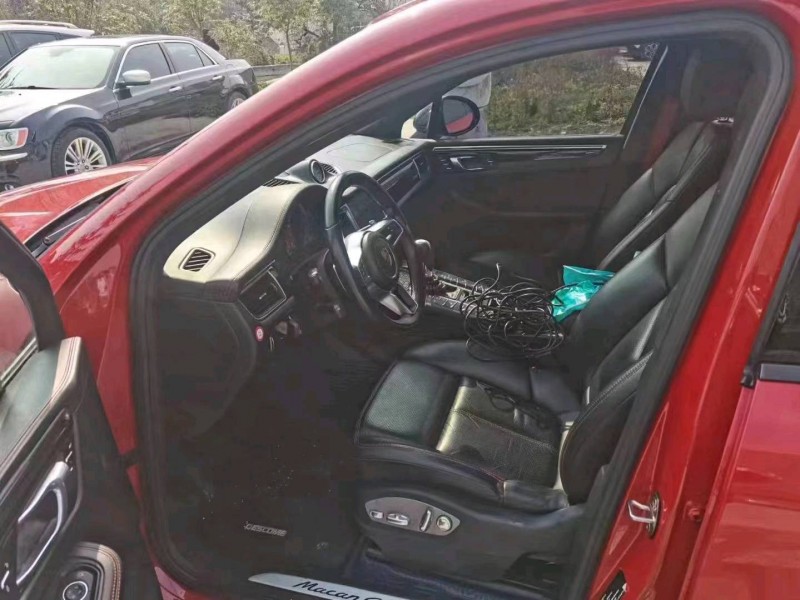 宜昌15年保时捷Macan2