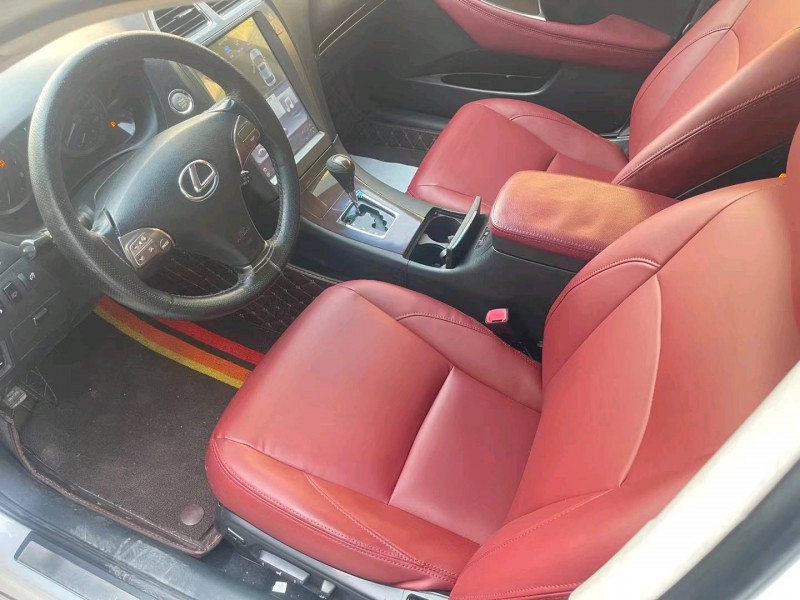 济宁12年雷克萨斯ES4