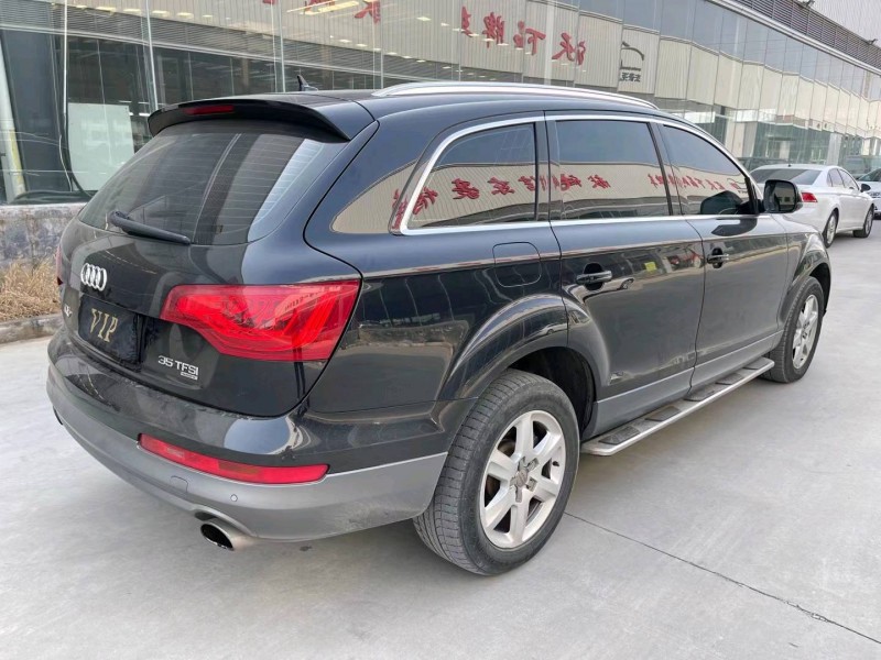 济宁14年奥迪Q78