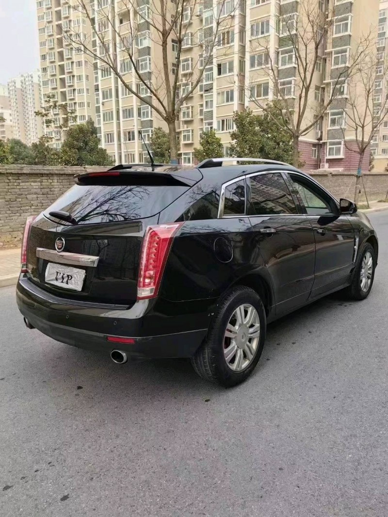 淮南11年凯迪拉克SRX4