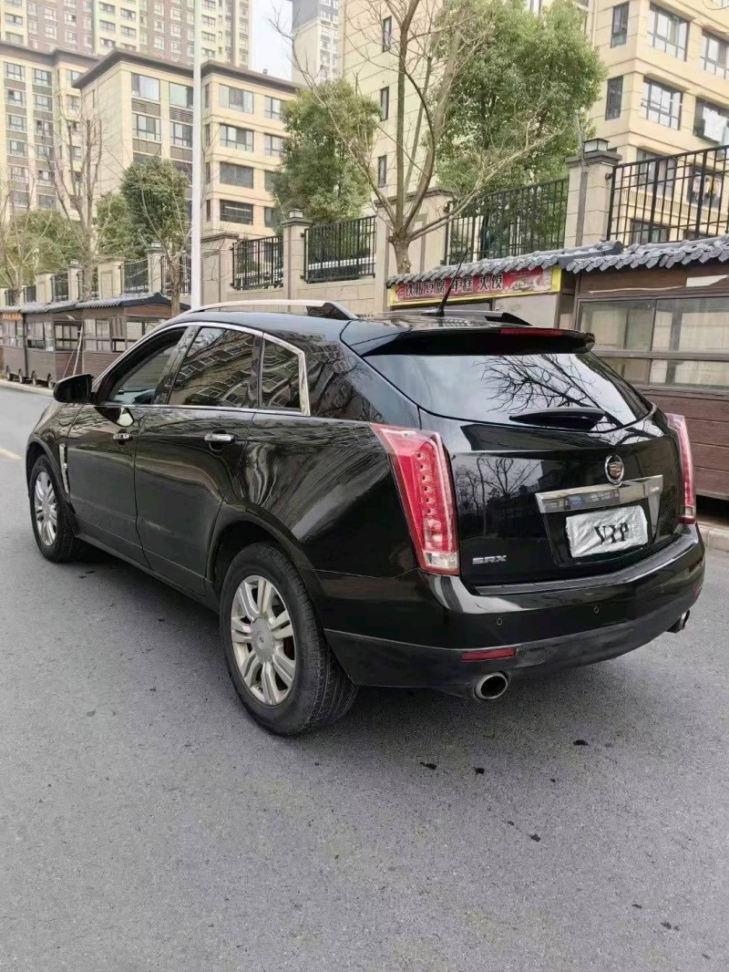 淮南11年凯迪拉克SRX5