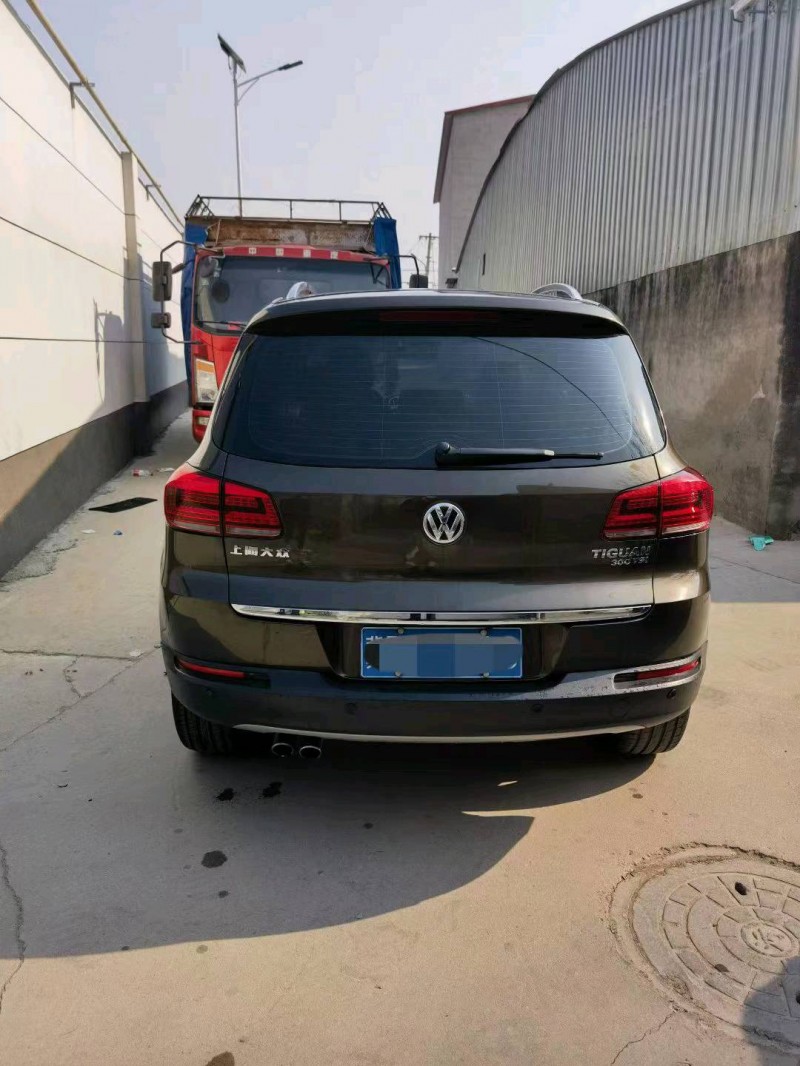 邯郸16年大众途观2