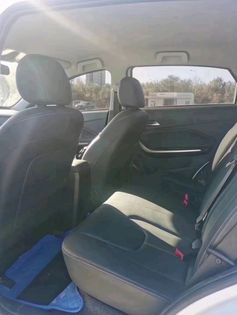 北京21年奇瑞瑞虎3x5