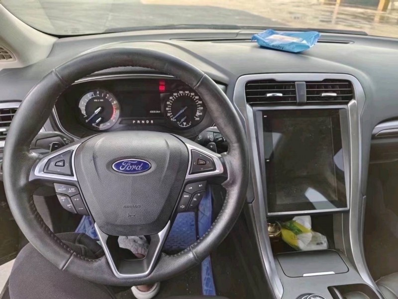 北京17年福特蒙迪欧4