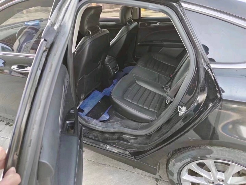 北京17年福特蒙迪欧6