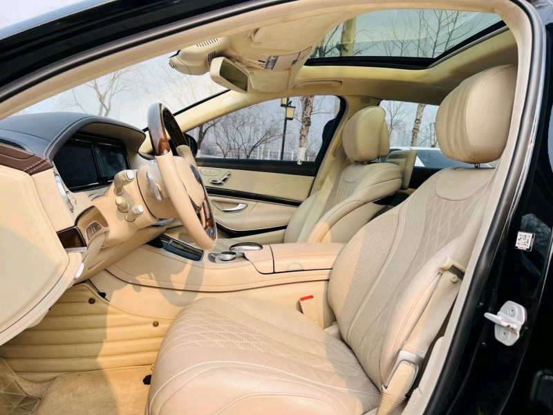 聊城16年奔驰迈巴赫S级4