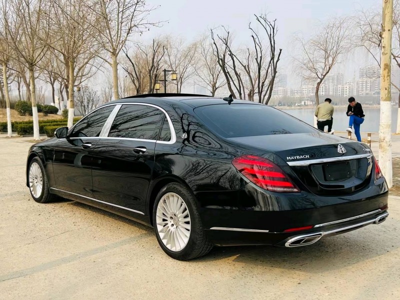 聊城16年奔驰迈巴赫S级8